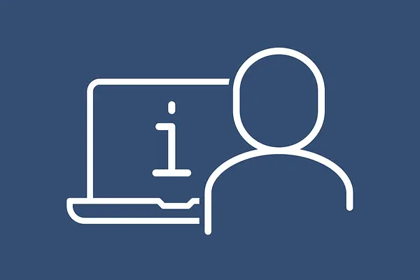 Umriss eines Menschen vor einem Computer mit einem i für Information